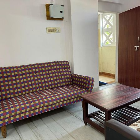 Hotel Vasavi Nivas Tirupati Esterno foto