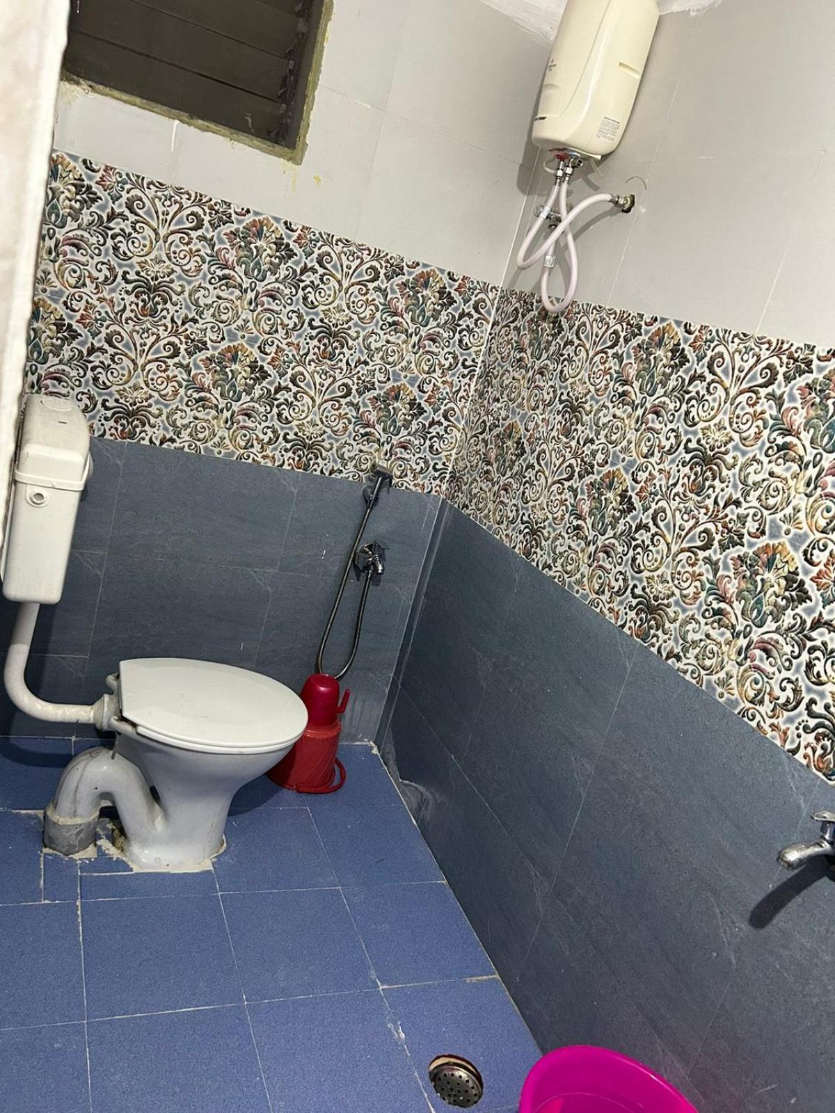 Hotel Vasavi Nivas Tirupati Esterno foto