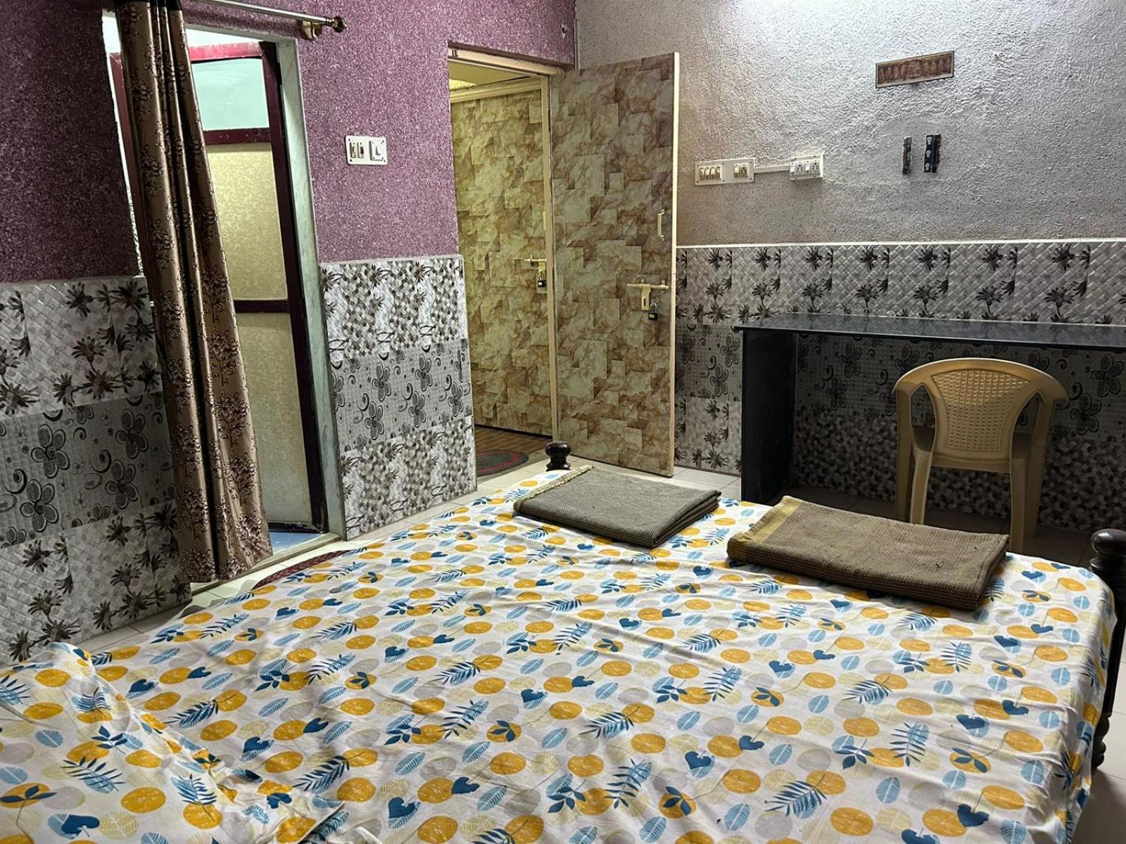 Hotel Vasavi Nivas Tirupati Esterno foto